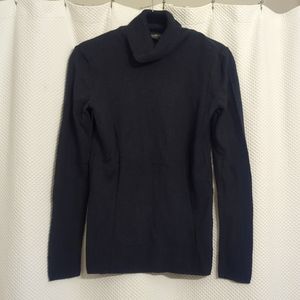 Eddie Bauer grey turtle neck sweater